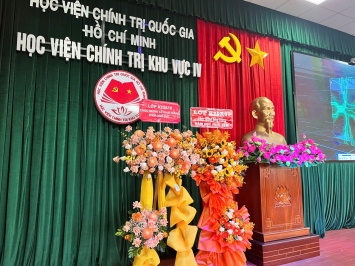 Đào tạo kiến thức AI cho cán bộ lãnh đạo thời đại số chuẩn mực